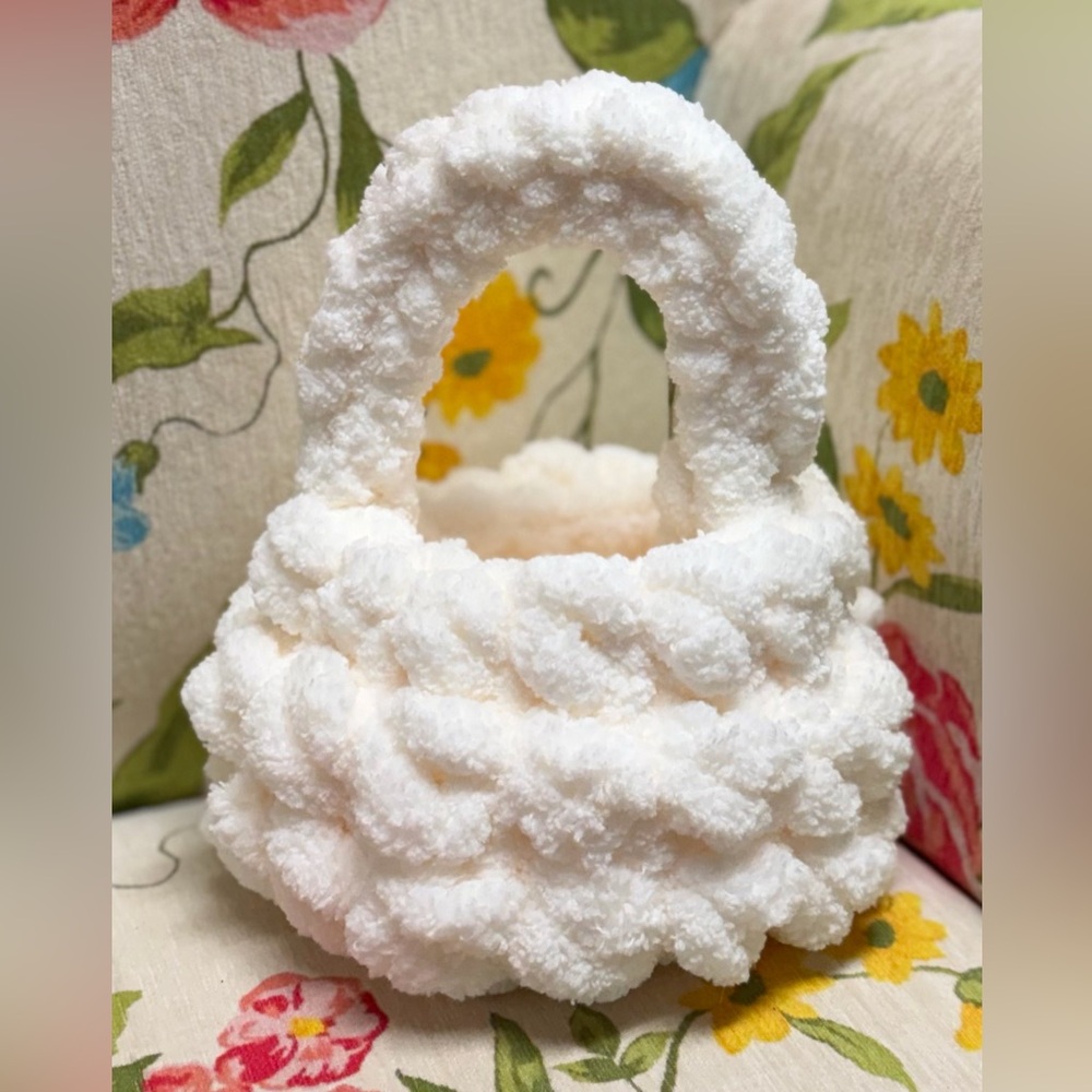 Handmade Hand Crafted Knit Easter Basket white